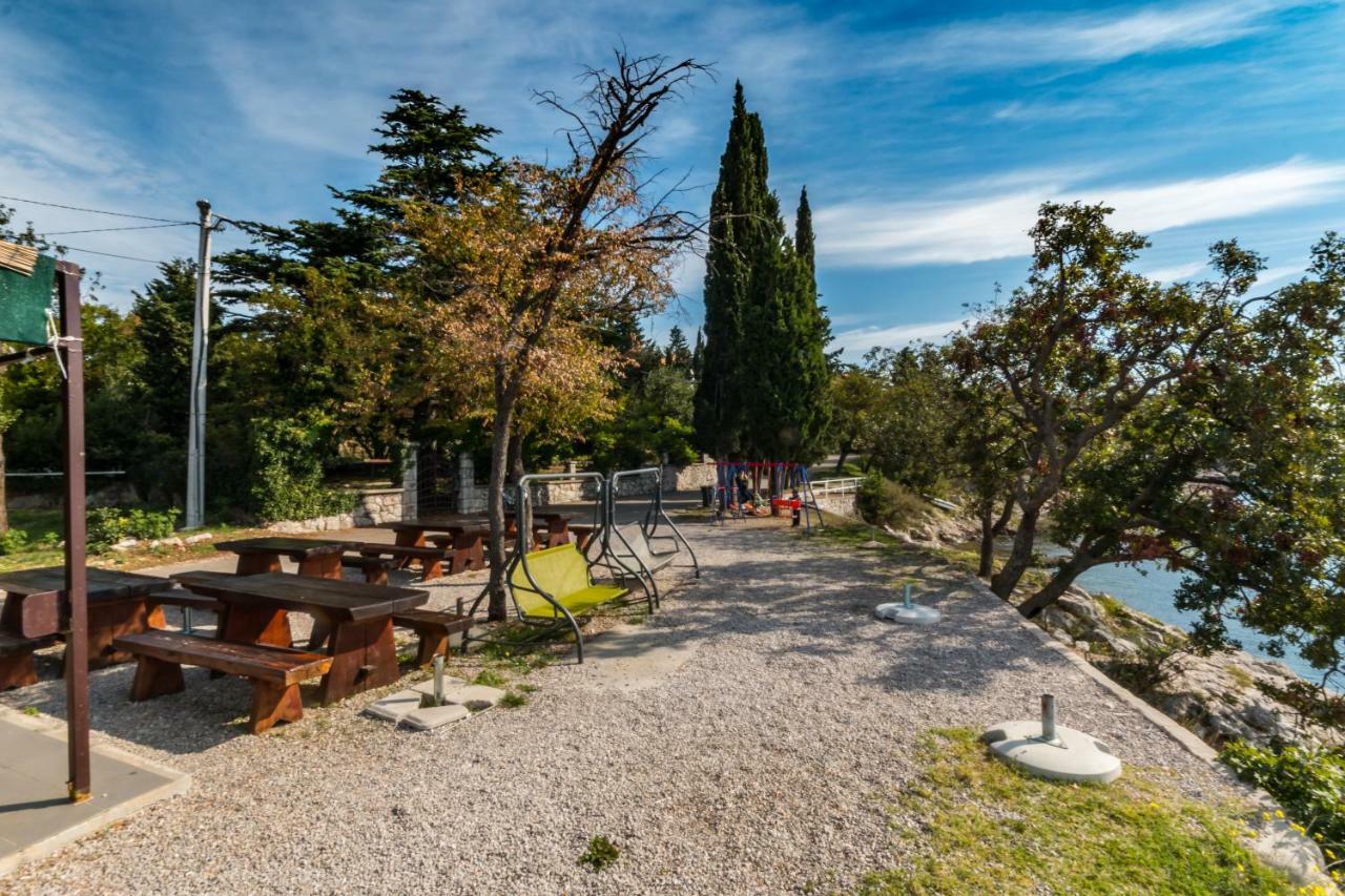 Apartmani "Ostro" Crikvenica Kraljevica Eksteriør billede